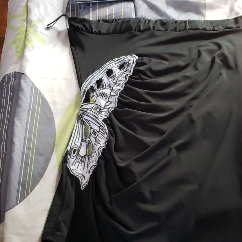 Top - Picture 3 of 3